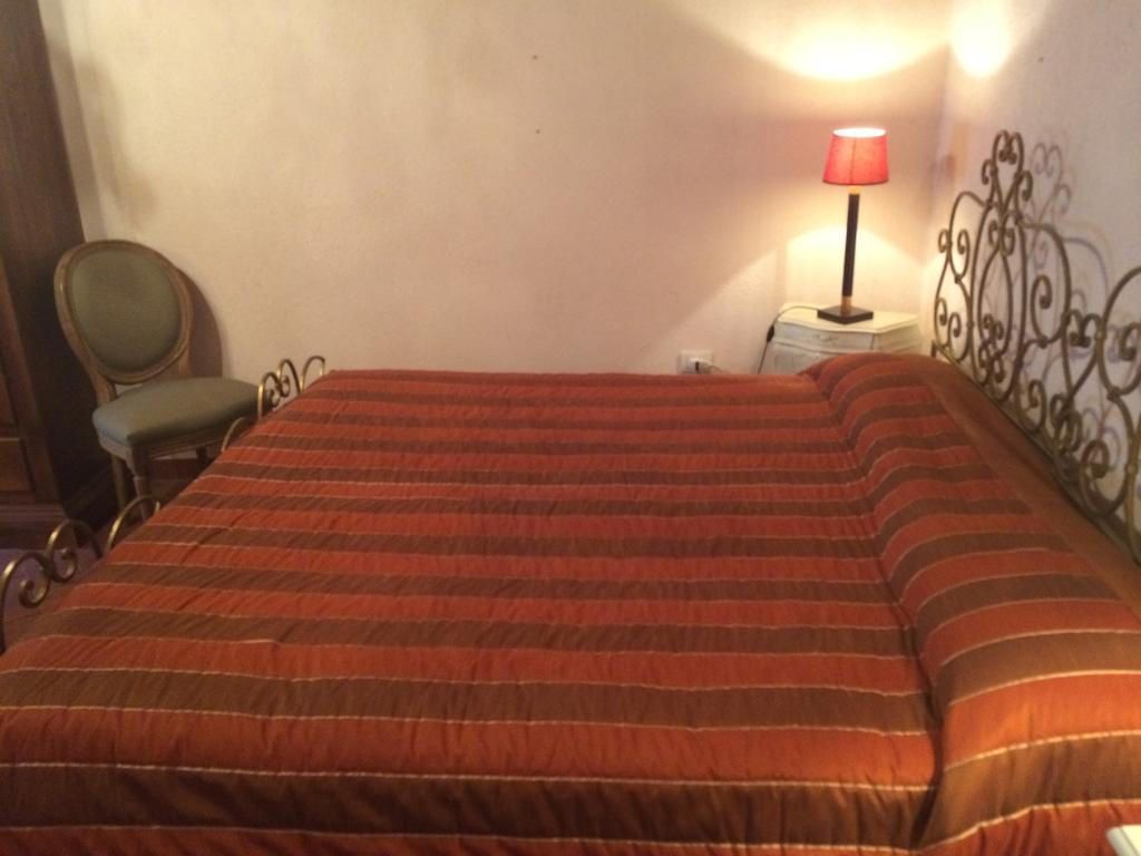La Piazzetta Toscana B&B Campiglia Marittima Pokój zdjęcie